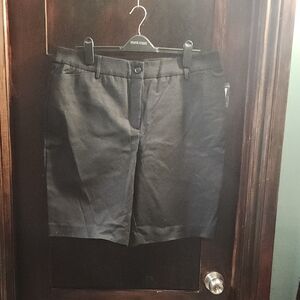 Ricki's Women's Bermudas in Black